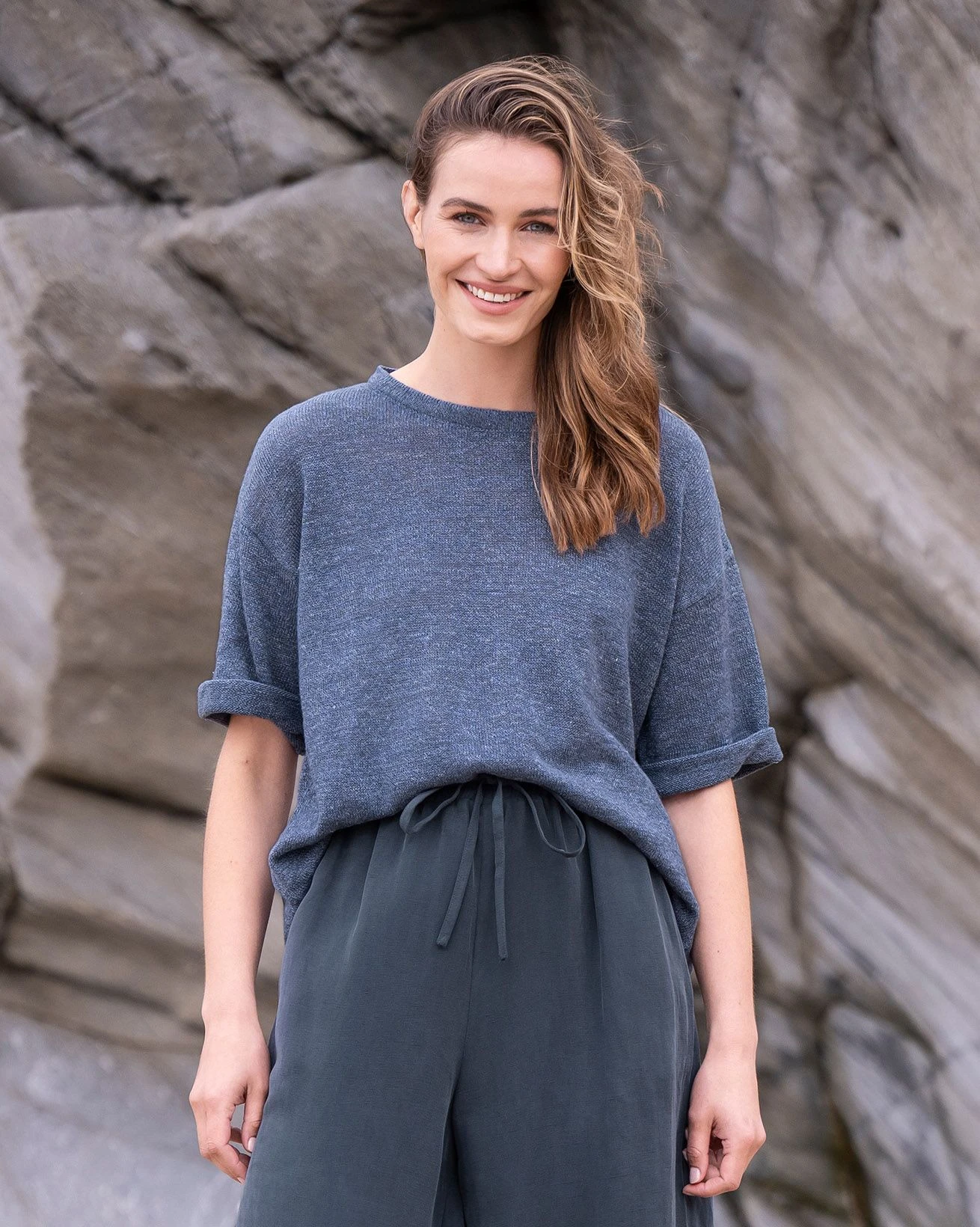 Linen Blend Fine Knit T-Shirt 4 Linen Blend Fine Knit T-Shirt - Image 2