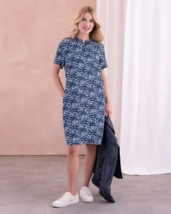 Short Sleeve Knee Length Shift Dress 10 Short Sleeve Knee Length Shift Dress -Celtic & Co 158088