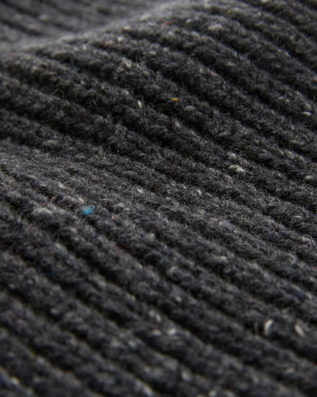 Men's Lambswool Chevron Scarf 6 Men's Lambswool Chevron Scarf - Image 4