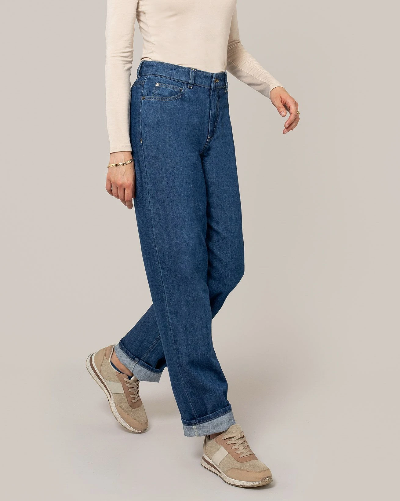 Straight Leg Jeans 3 Straight Leg Jeans