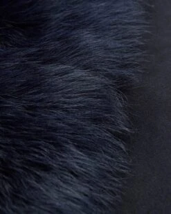 Toscana Trim Longline Vest -Celtic & Co 181043