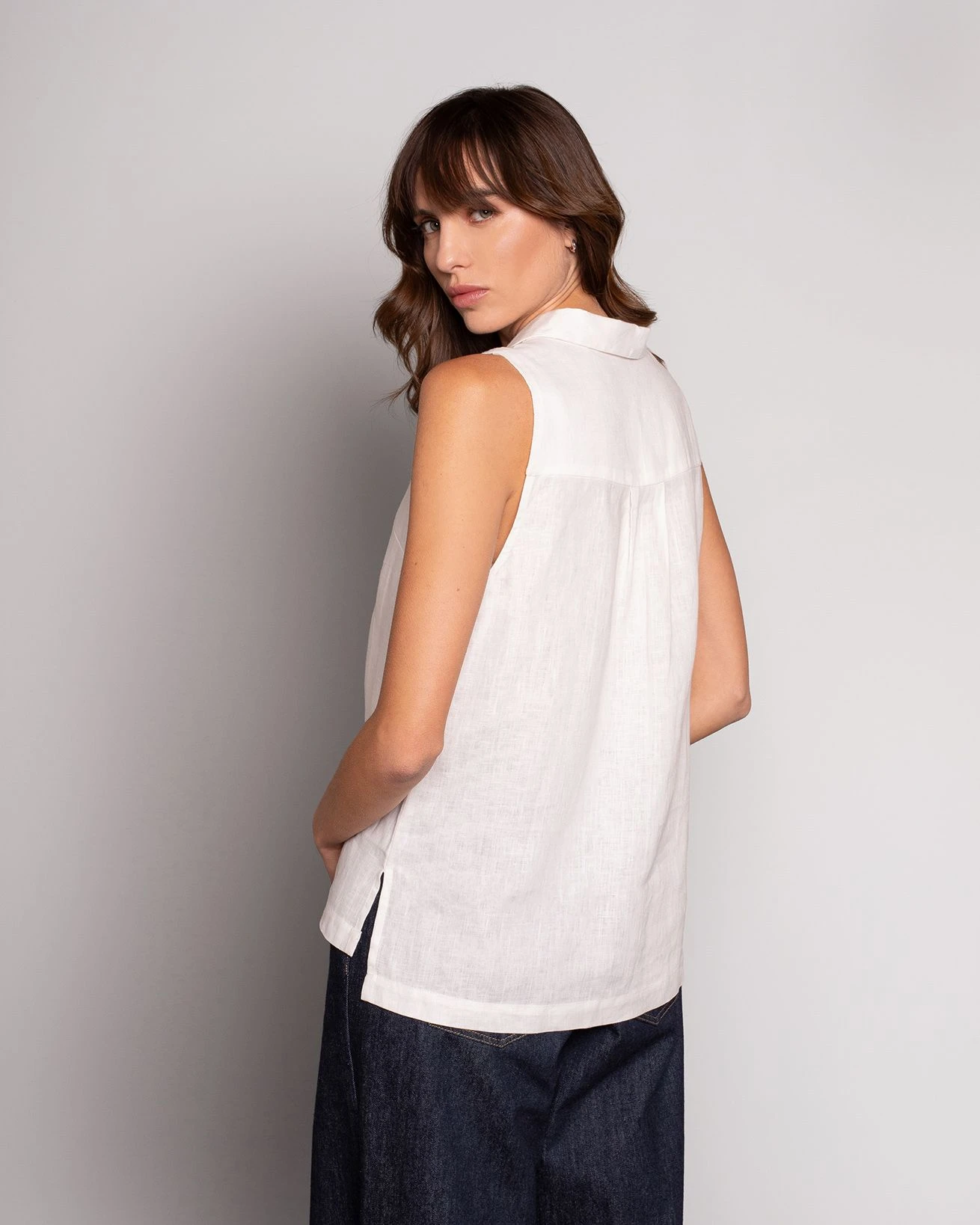 Pure Linen Sleeveless Blouse 4 Pure Linen Sleeveless Blouse - Image 2