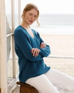 Cocoon V Neck Sweater 11 Cocoon V Neck Sweater -Celtic & Co 191042