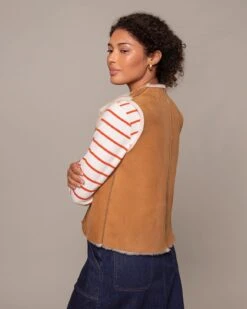 Raw Edge Reversible Shearling Vest 14 Raw Edge Reversible Shearling Vest -Celtic & Co 197074