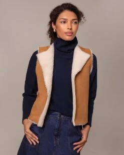 Raw Edge Reversible Shearling Vest 13 Raw Edge Reversible Shearling Vest -Celtic & Co 197077