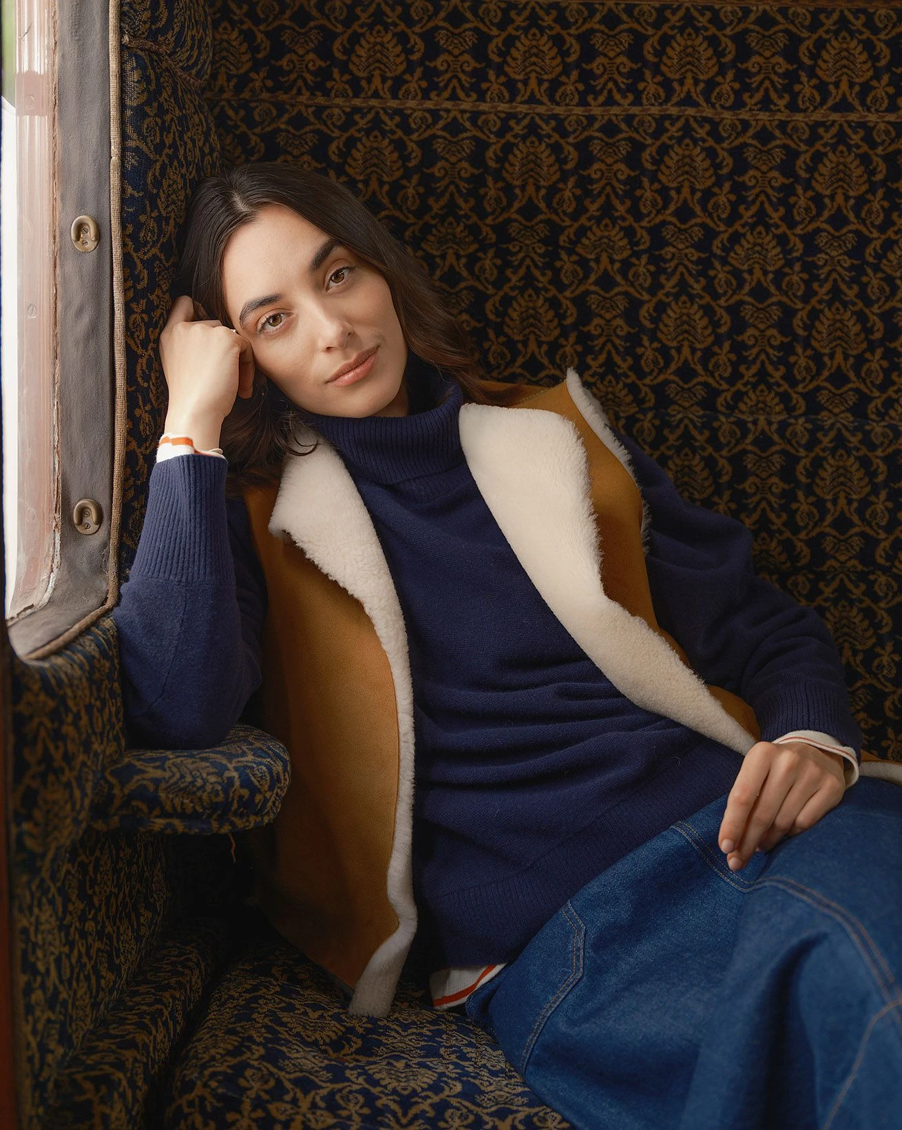 Raw Edge Reversible Shearling Vest 3 Raw Edge Reversible Shearling Vest