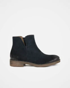 Notched Flat Ankle Boots -Celtic & Co 91150